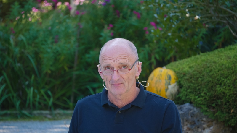 Es gibt ein bisschen etwas zum Fürchten. Machen Sie einen Streifzug durch das nächtliche Frohnleiten mit Nachtwächter Hermann Tödtling. Er erzählt schaurig-schöne-skurrile Geschichten an historisch interessanten und geschichtsträchtigen Plätzen am und rund um den Frohnleitner Hauptplatz. Damit es nicht zu schaurig wird, gibt es Frohnleitner Schmankerl zum verkosten.  Treffpunkt ist um 19 Uhr vor der Bibliothek Frohnleiten.